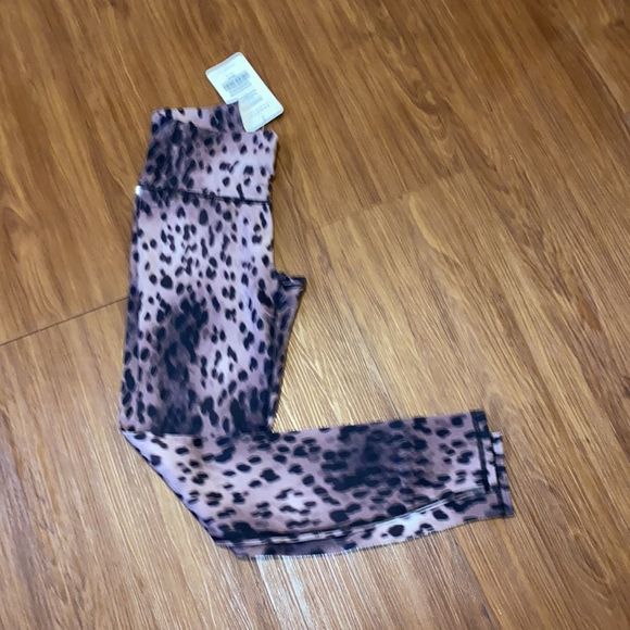 NWT Fabletics Define Spotted High-Waisted Legging - Picture 5 of 11